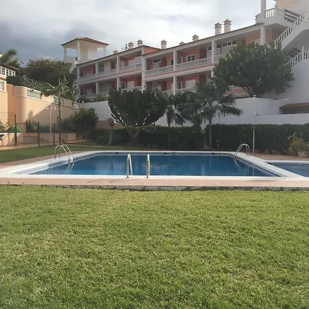 With 3 Bedrooms In Puerto De La Cruz, With Wonderful Sea Vie * Puerto de la Cruz (Tenerife)